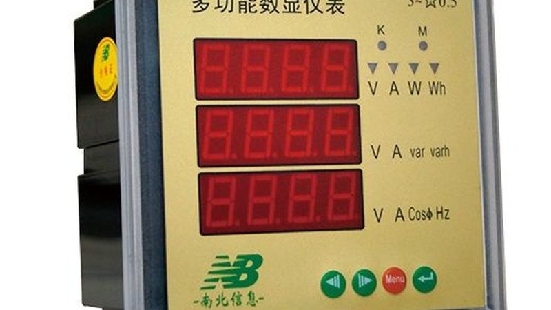在选购压力传感器和变送器时，需要关注以下因素：